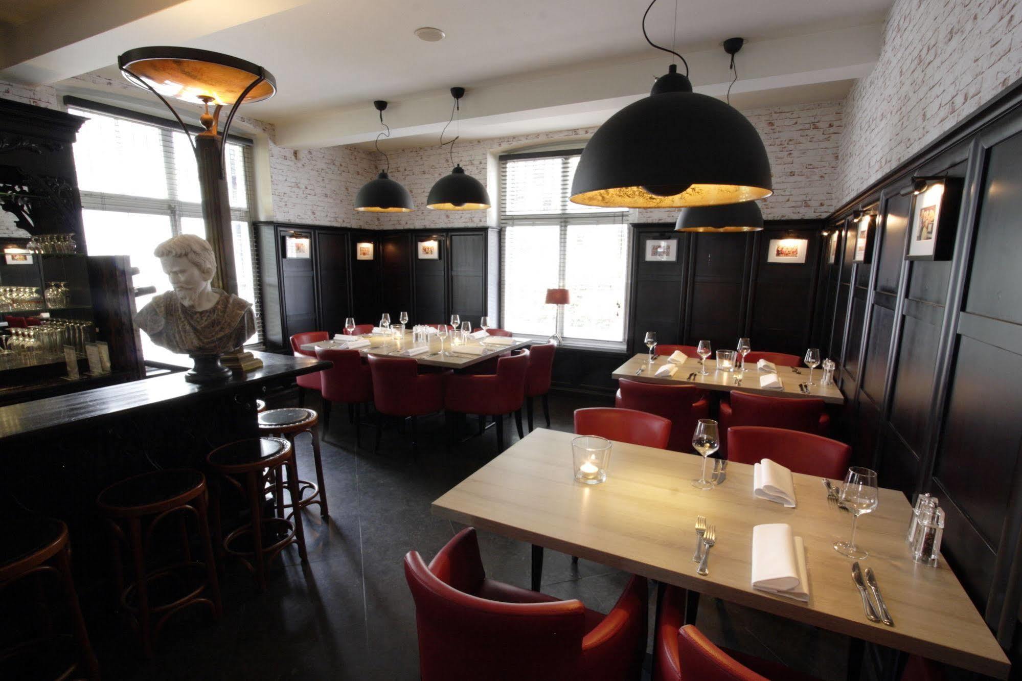 In De Witte Dame Hotel Bar Kitchen Apartments Grubbenvorst Екстериор снимка